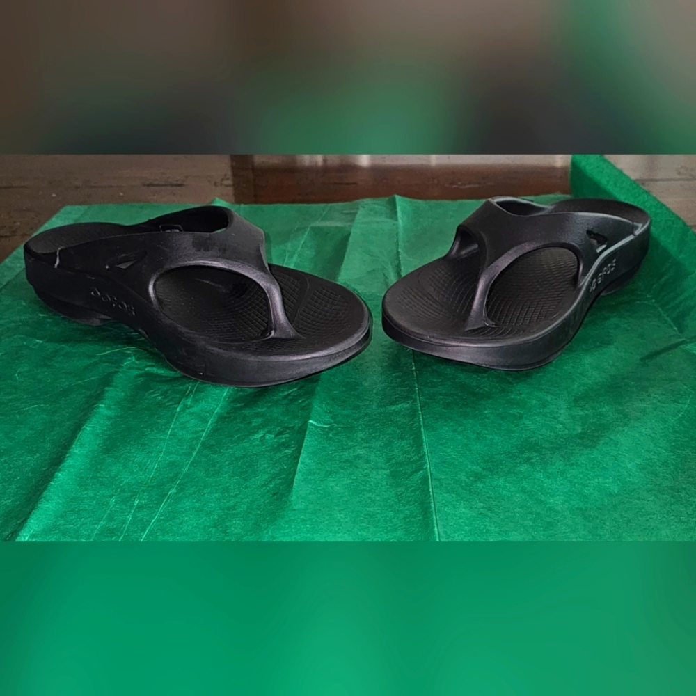 OOfos Black Slide Sandals